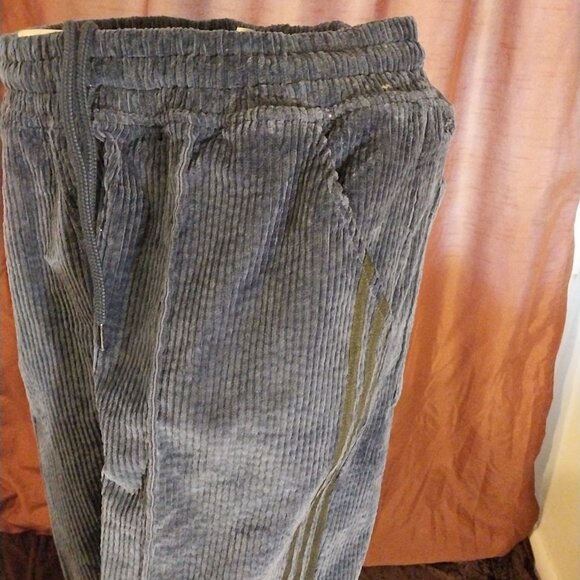 Adidas Ivy Park Halls of Ivy Corduroy Sweat Pants (HG2525) - Picture 9 of 10